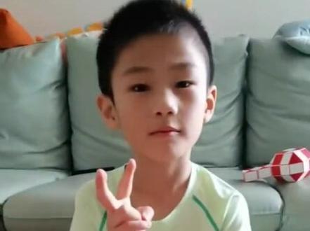 192段魔尺拼四连战斗机
#百变魔尺 #魔尺 #24段魔尺教程