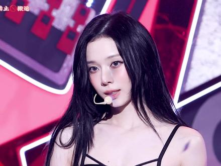 aespa香港演唱会 金冬天演唱solo曲的中文版本 宁艺卓作为绿卡没有准备中文歌曲 柳智敏和吉赛尔没有准备中文歌曲 团体没有准备中文歌曲#aespa #aespa香港演唱会 #金冬天 #宁艺卓 #kpop