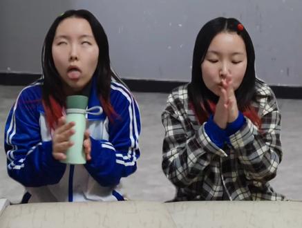 当魔丸上课暖手🖐🏾️ #搞笑 #抽象 #校园生活 #专治不开心 #fyp