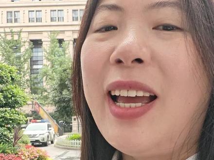 起诉第三者返还财产,查询银行流水 今天到招商银行来查询一个起诉小三返还财产案件的男方银行流水。起诉小三返还财产,一定要查流水, 尤其是男方不配合。我们有的案子查出来给小三转了一两百万,有的查出来几十万。你不查都不知道他转了多少钱。#起诉第三者老公不配合怎么办 #查询银行流水 #起诉小三返还夫妻共同财产 #重庆起诉小三律师 #重庆离婚律师