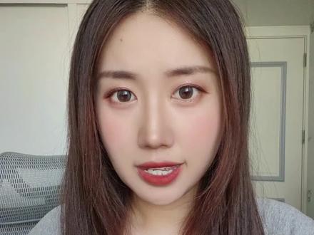 救命!CDR文字不随文本框缩放?一招搞定
谁懂啊家人们!
在CDR里拉大缩小段落文本框
文字字号死活不变
要么缺字少字,要么留白丑到哭😭
今天10秒教会你!
**按住Alt键再拖文本框**
文字直接跟着框框放大缩小
排版瞬间丝滑!
再也不用手动调字号啦~
#CDR教程 #平面设计小技巧 #设计师干货 #排版神器 #CorelDRAW小妙招