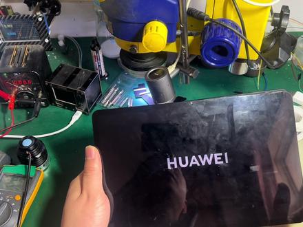 华为平板黑屏,华为平板有显示无背光(DBY-W09)#有显示无背光 #维修分享 #修手机的日常 #电子产品