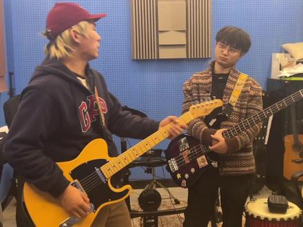 一直在挑衅#乐队 #贝斯 #贝斯笑话 #抽象 #热门