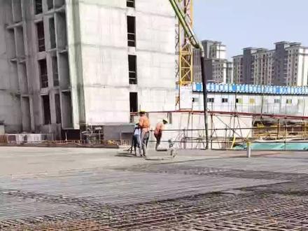 1700平方地库顶板浇筑。