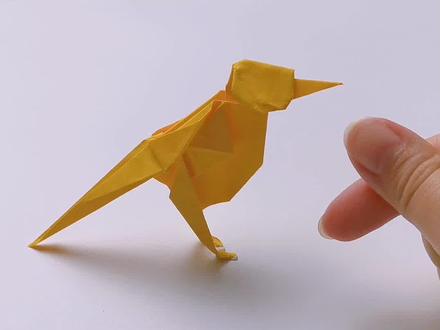 这只小喜鹊摆在桌面好可爱,快折一只吧#挑战365天折纸 #磨耳朵 #亲子手工 #折纸鸟 #折纸手工