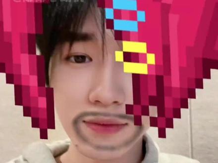 宋亚轩:我的抖音我做主 #时代少年团在抖音宠粉交作业 #宋亚轩 #抽象 #向全世界安利