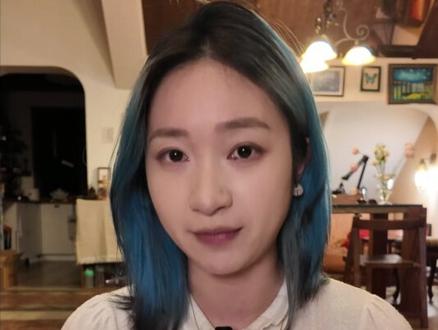 3人月产100集,A漫剧真这么赚?我去了趟现场找从业者聊了聊 200亿的AI漫剧风口,普通人能蹭吗?AI漫剧工作室内部真实工作流是什么样的?#AI #AI漫剧 #文心 #文心创意写作 #文心最强文科生