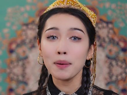 第一反应您看这是什么?80后热衷的红色警戒光棱塔。
新疆哈密,塔式熔盐光热发电站一万四千多面镜子1.9亿度电。#新疆 #发电 #红色警戒 #熔盐塔式光热发电站