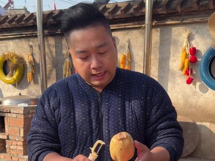 年味越来越浓了,今天做一道山东孩子最爱吃的炸藕盒#炸藕盒 #新农人计划2025 #儿时的味道