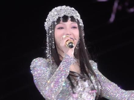 女明星演唱会现场换装#张韶涵 #张韶涵肇庆演唱会 #张韶涵演唱会 #演唱會