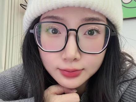 买白银的姐妹,场内场外为什么涨跌不一致,以及还能不能转场内, 看这条。#白银 #投资白银 #贵金属#基金