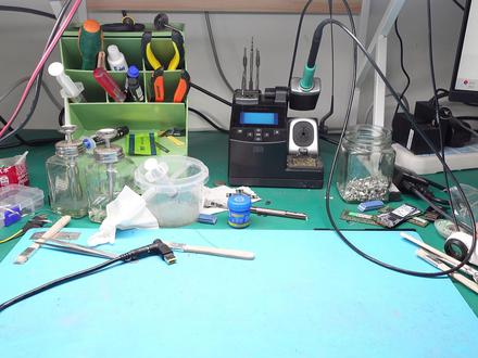 押注神州TX9笔记本!这波到底会不会翻车?实测结果看得人手抖 笔记本无法开机屏幕花屏电池不充电主板维修内存更换硬盘数据恢复显卡显存损坏GPU核心焊接修复散热风扇更换系统蓝屏死机驱动安装失败接口接触不良硬件兼容性排查专业维修服务上门维修服务工具套装BGA返修台操作万用表电压测量热风枪芯片拆卸示波器信号检测主板短路修复电容鼓包更换显卡过热降频显存芯片测试系统日志分析故障诊断卡使用维修案例参考维修成本维修质保条款品牌售后维修华硕戴尔联想维修同城电脑维修服务笔记本清灰保养显卡黑屏修复进水短路处理硬件升级方案数据备份恢复系统重装教程维修工具推荐维修技术培训二手显卡翻新工业级维修设备芯片级维修技术主板级维修方案散热硬件故障代码查询维修配件购买维修时间预估维修价格对比维修风险提示维修成功案例维修行业动态维修技术更新显卡维修显卡金手指修复显卡烧毁修复显卡进水腐蚀显卡金手指维修显卡寄修矿场显卡烧洞独立显卡故障独立显卡维修显卡故障分析显卡代码43显卡花屏显存升级笔记本维修笔记本电脑维修联想笔记本戴尔笔记本机械革命维修雷神维修机械师维修笔记本拆机芯片级维修笔记 #显卡维修 #笔记本维修 #电脑维修 #寄修