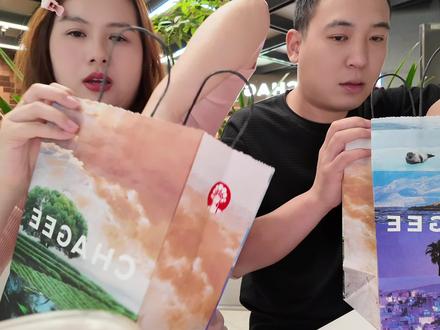 此时此刻 我想跟你们分享一下 霸王茶姬世界茶特调 #尽兴世界感受瞬间 #霸王茶姬茶特调 #霸王茶姬走走系列 #世界茶特调