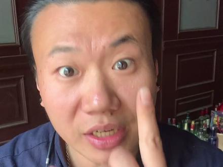 “我爱你”在摇滚现场表示和平与爱#摇滚 #乐队 #音乐节 #乐队现场 #摇滚现场 #传递正能量 #热门