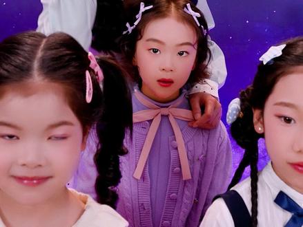 默契大挑战!小朋友们能挑战成功吗?一起来看看吧 #奇妙萌可 #奇妙萌可之闪耀流星 #挑战 #小朋友 #搞笑