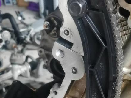 荣威I6 1.5T常见漏油位置,气门室盖垫,气缸垫,缸体,油封位置。最好抬发动机一次性解决。