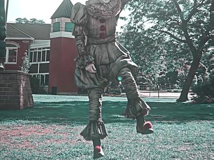 “爱笑的潘尼怀斯” #小丑回魂 #潘尼怀斯 #比尔斯卡斯加德