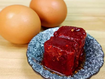 早餐腐乳和鸡蛋这样搭配,做法简单,好吃又下饭,2分钟教会你