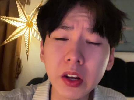 真的感谢我的粉丝宝宝昨天帮我把封面的问题解决了 我已急哭🥹本科生万万没想到要毕业了还有一劫#大学生哪有不疯的 #崩溃了 #碰花碰草别碰论文 #工伤赔偿 #智障