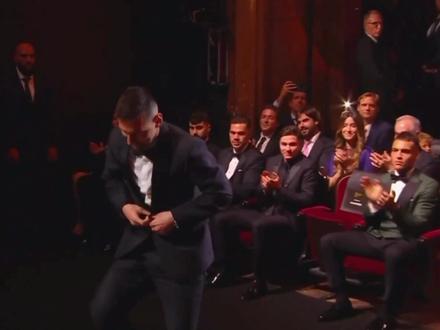 梅罗影响力,已经超过金球奖!#梅西 #足球 #C罗