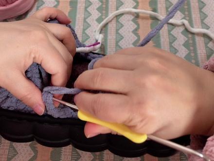 #真实生活分享官 #云朵底拖鞋钩织教程 #手工毛线鞋的织法 #手工编织零基础教学 #手艺人在抖音 2026爱心款云朵底拖鞋左脚钩织教程3️⃣