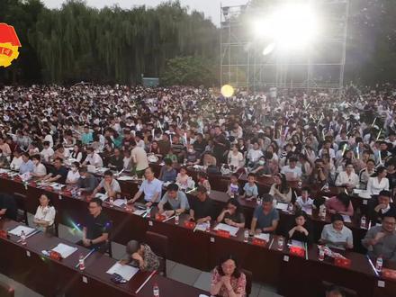 毕业晚会精彩回顾,《不再犹豫》!