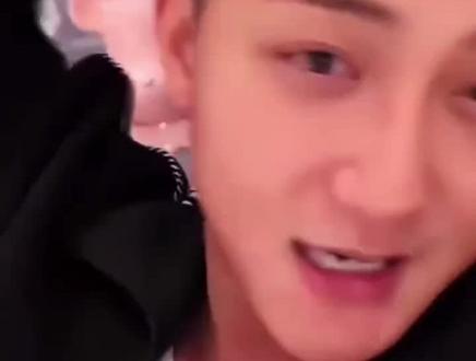 韬哥直播说不认识King#黄子韬直播 #King #曾经的王