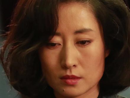 刘敏涛大胆出演破尺度爱情片,和一个小自己十几岁的男孩相爱 #我的观影报告 #刘敏涛 #宅家dou剧场