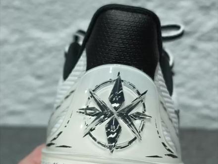 利刃6V2
#实战篮球 #李宁利刃6V2 #nba #抖音小助手