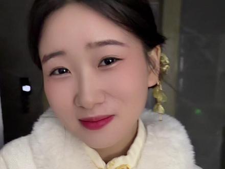 #歌曲冷风吹啊吹
这小子唱的啥#小夫妻的幸福生活