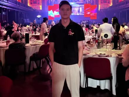 当春晚走进悉尼市政厅 原来春节早已成为全世界的节日,国际版的春晚是不是有点与众不同呢?#演出现场 #春晚 #澳大利亚 #海外生活 #万万没想到