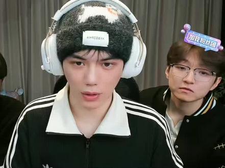 新春红人杯投票开始了,给白泽、范丞丞、bbfps组成的【颜出必红队】投一票!投票第一名的队伍将获得【3×3顶级安全箱】!兄弟们快去给长官投票吧!!!#白泽 #白泽三角洲行动 #白泽创作者激励活动 #真实生活分享计划 #三角洲新春红人杯 @白泽(三角洲行动)