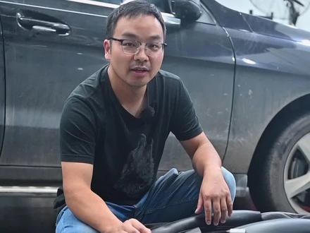 奔驰车上的儿童座椅识别传感器有这么多的功能,对于整个乘车人员的保护可以说是非常全面了#抖音汽车 #汽车维修