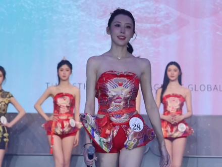 肖凯云,国际影响力选美冠军#肖凯云 #时尚 #选美 #选美冠军 #深圳模特