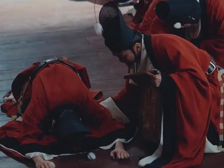 有人说《太平年》钱家三兄弟,最后结局都怎么样了呢?
#太平年 #吴越国 #钱氏家族 #古装剧