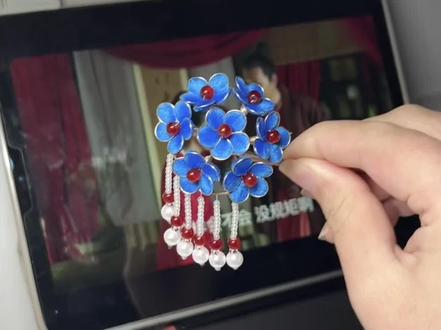 原创扭扭棒发簪
教程详细版
#扭扭棒 #发簪 #晒出你diy的饰品