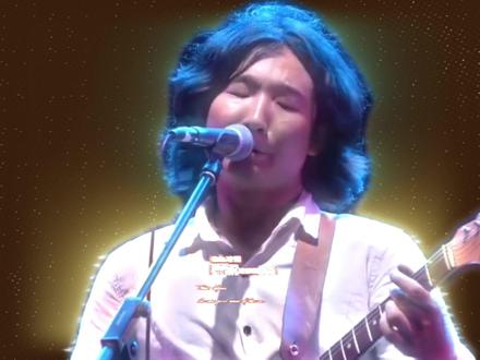 大石碎胸口:器乐碾压灵魂,是刻在北方铁锈里的时代悲歌。 #大石碎胸口 #万能青年旅店 #摇滚 #live #音乐