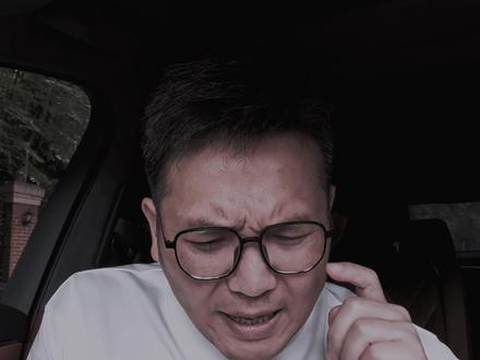 中国“高达”来了!390万,能坐人,能变形! #宇树科技 #机甲 #载人机甲
#人形机器人 #宇树GD01