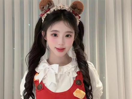 当然喜欢咯,那你可以跟我回家吗?🦄🦄😘嘿嘿#什么次元都逃不过甜妹 #sk卡卡 #sk望江路019 #女儿控