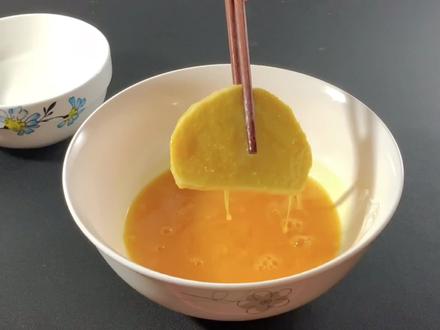 炸馒头片正确做法,大厨教你不吸油的窍门,外酥里嫩好看又好吃 #中国风我创造