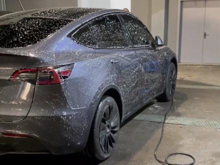 特斯拉modelY后备箱异响解决
#特斯拉 #modely #特斯拉异响 #特斯拉售后 #特斯拉车主