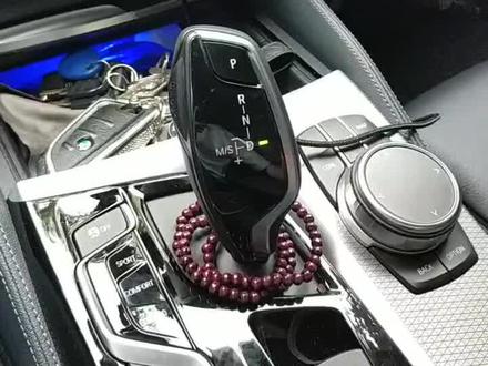 宝马5系如何挂挡#每天一个用车知识