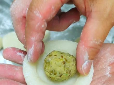 #手工糍粑 用绿豆做的#绿豆糍粑 #民间传统美食 配方无偿分享,学会了在家里可以露一手!#妈呀太香了 #跟着抖音学做菜 红安美食