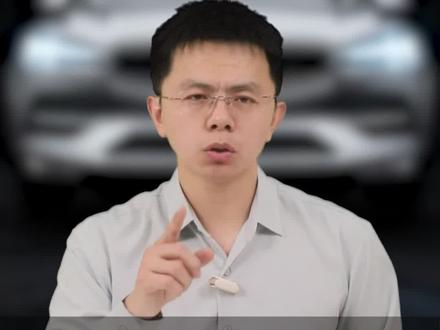 沃尔沃车友,别看车上落灰你猛冲洗车店了!#沃尔沃 #汽车知识