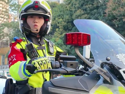 第一视角看女铁骑执勤的日常,骑车请遵守交通规则#文明交通礼行天下