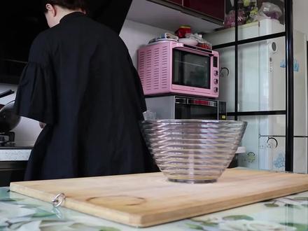 剩大米粥做馒头,不用2次醒面,再来1碗老黄瓜汤,比买的好吃多了