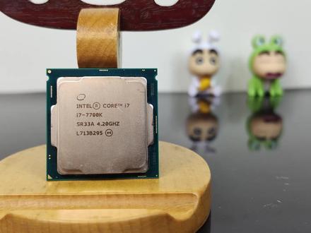 曾经的旗舰7700K对比入门处理器12100F,游戏有多少差距? #CPU #评测 #DIY #电脑配置