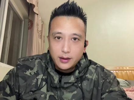 圣世矿山vs深恒环保,争议判罚:劳宗烨进攻犯规了吗? #圣世矿山vs深恒环保#争议判罚#劳宗烨#进攻犯规#圣世矿山杯