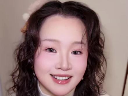 回复 @数学公主倒数第一的评论 “女生的柔美只有自信能给~”卓文萱的这首《读心术》终于被发现咯!时隔四年再唱一次!
#仿佛你只需静静看我一眼 #读心术 #音乐一响年味拉满 #卓文萱 #青年创作者成长计划