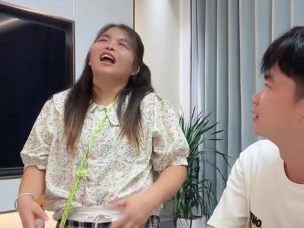 要紧了😁这两个都癫了😁😁😁😁#看一遍笑一遍#晓愉哥哥